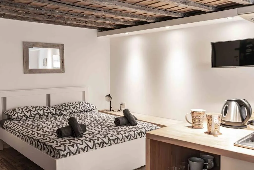 Biscione Loft Apartment Rome